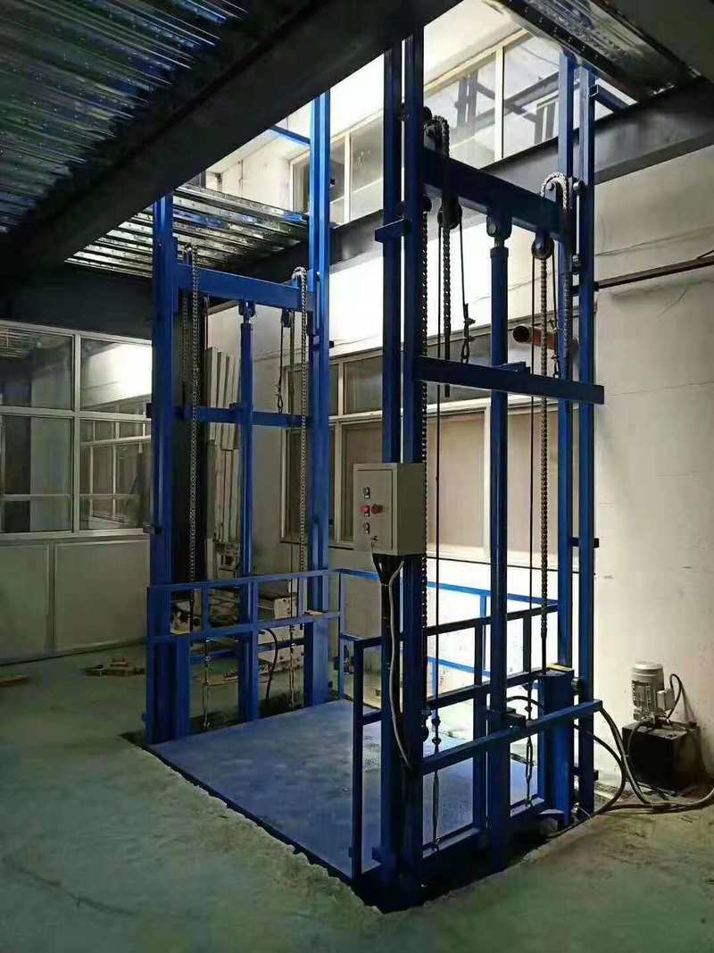 临高小型货梯